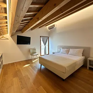 Del Delta Herberg